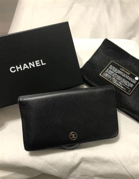 chanel bifold wallets for women